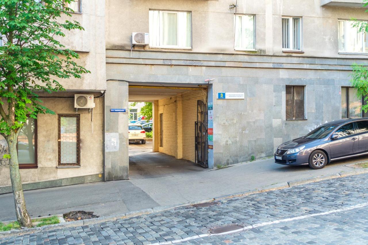 Apartment Triokhsviatytelskaya Street 3 Київ Екстер'єр фото