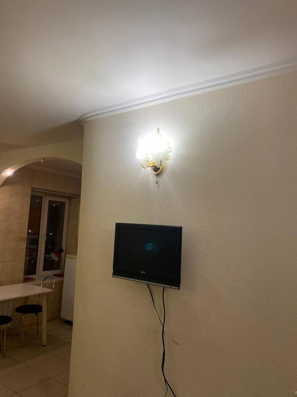 Apartment Triokhsviatytelskaya Street 3 Київ Екстер'єр фото