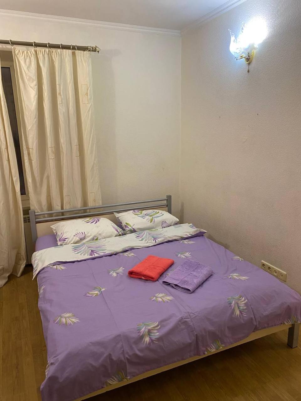 Apartment Triokhsviatytelskaya Street 3 Київ Екстер'єр фото