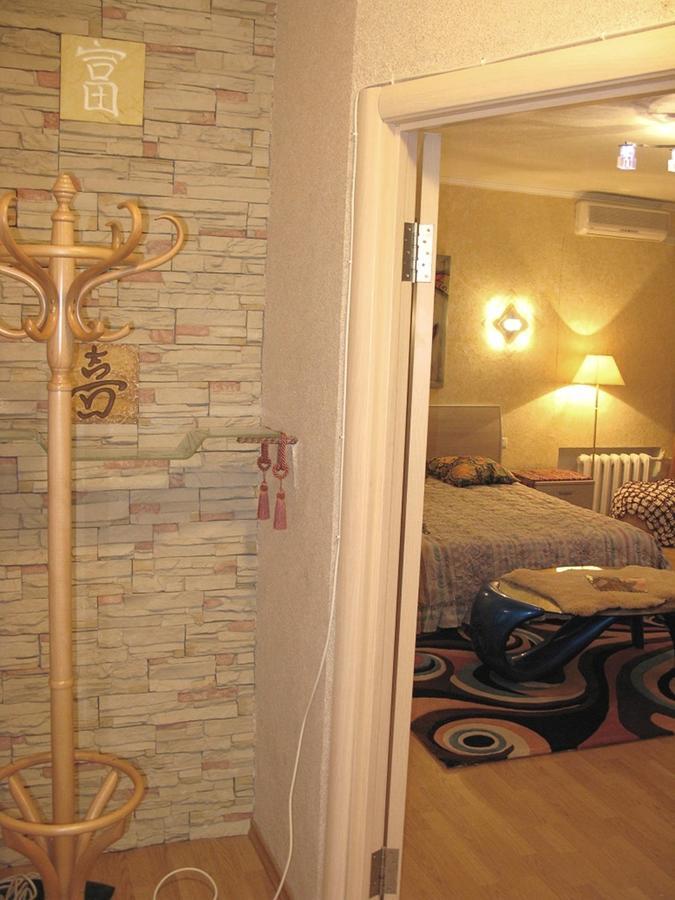 Apartment Triokhsviatytelskaya Street 3 Київ Екстер'єр фото
